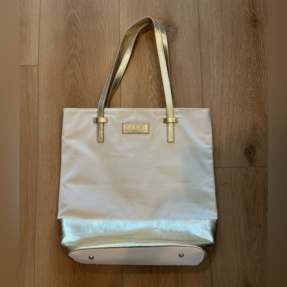 M.I.L.A. Beach tote